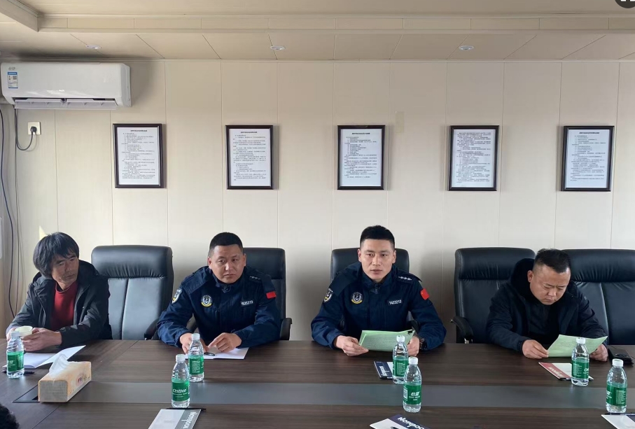 盤錦市漁業協會聯合盤錦海警局大洼工作站召開海上安全宣講會